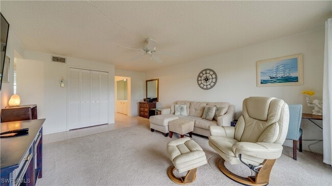 Building Photo - 6777 Winkler Rd Unit I-109