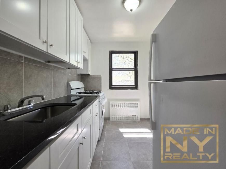 2 bedroom in FRESH MEADOWS NY 11365 - 2 bedroom in FRESH MEADOWS NY 11365