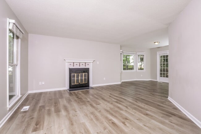 Photo - 102 Fawn Ridge Ct