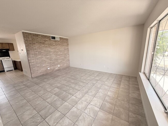 Photo - 1705 Payne St