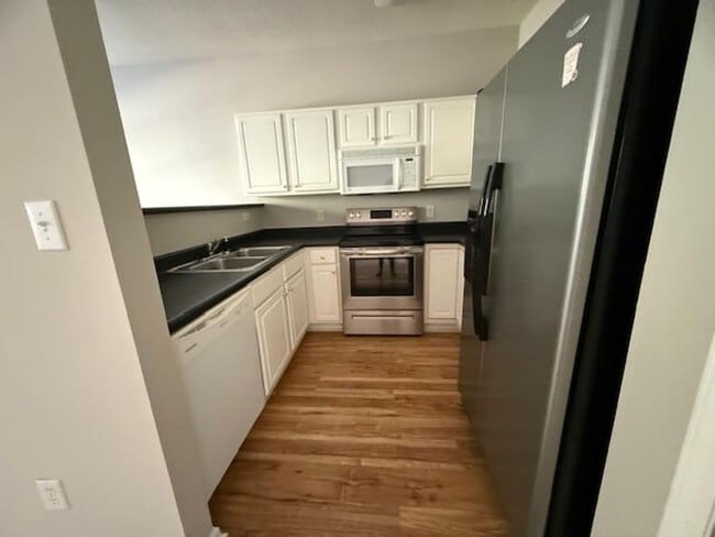 Photo - 500 Misty Groves Cir