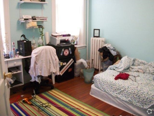 Building Photo - 1914 Beacon St Unit 2 Rental