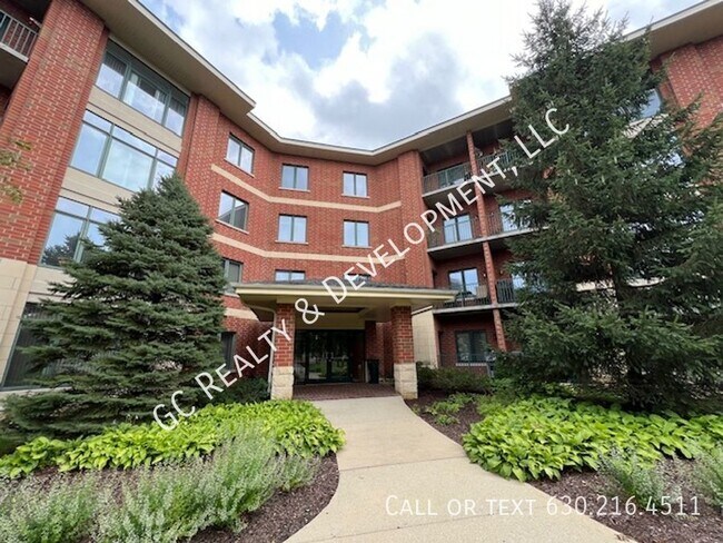 ***FOUNTAIN SQUARE CONDO / 2 BDRM - 1.5 BT... - ***FOUNTAIN SQUARE CONDO / 2 BDRM - 1.5 BT... Unit 213