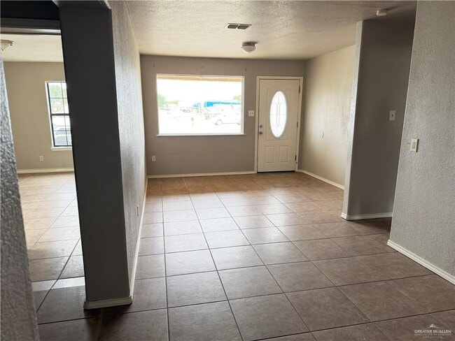 Photo - 12 E Schunior St