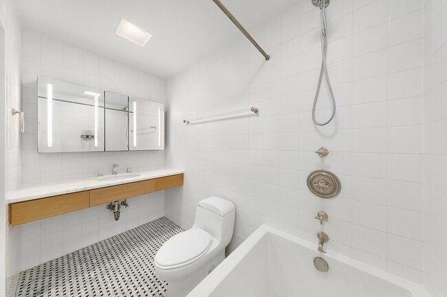 Photo - 14 Prince St Unit 4B