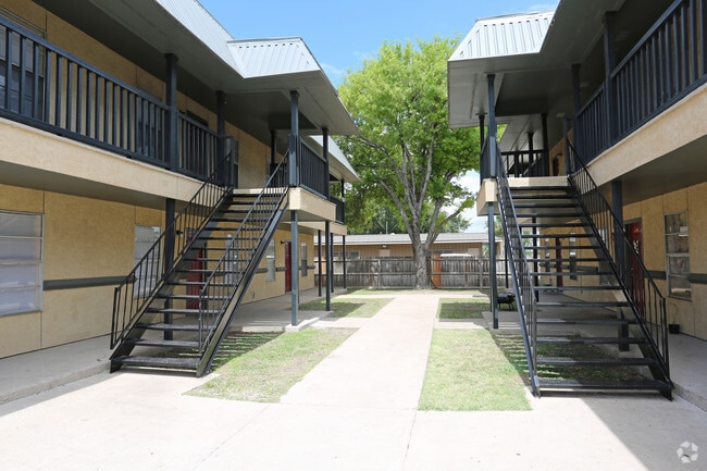 Crossings Apartments