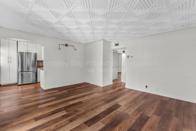 Photo - 500 Glenwood Cir Unit Apt 220