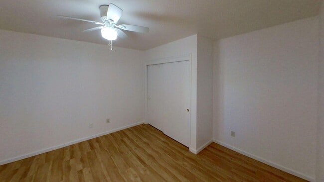 Photo - 1325 Claus Rd Unidad 1325 Claus Rd. "C", Modesto