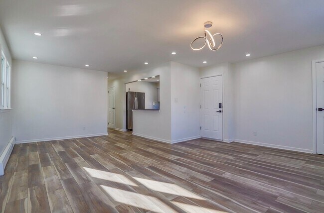 Photo - 157 Neptune Ave Unit 2