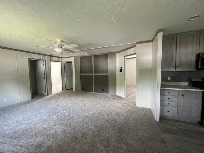 Photo - 5417 Regay Ct