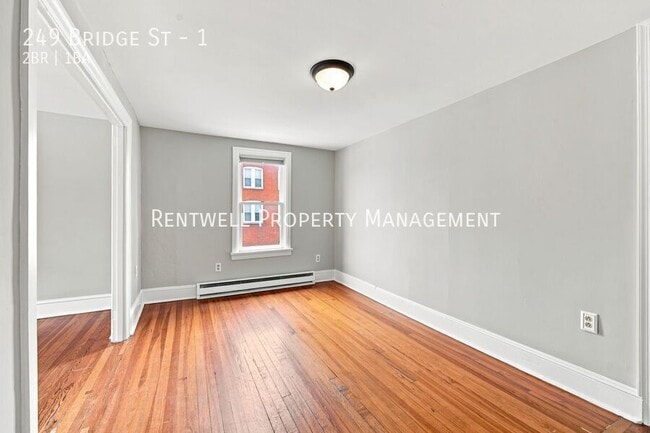 Photo - 249 Bridge St Unit 1