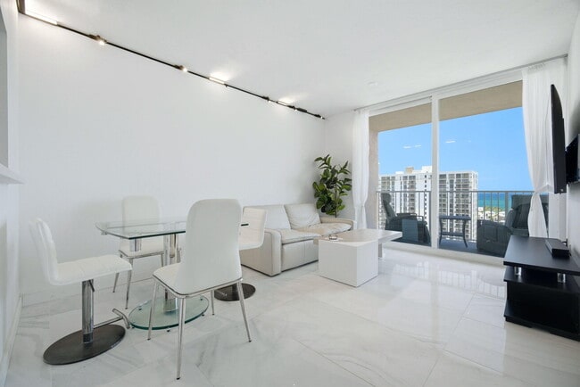 Photo - 3020 NE 32nd Ave Unit 1407