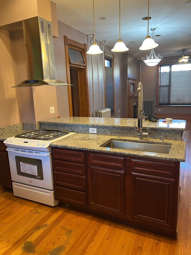 Photo - 2311 S Central Park Ave Unidad 1