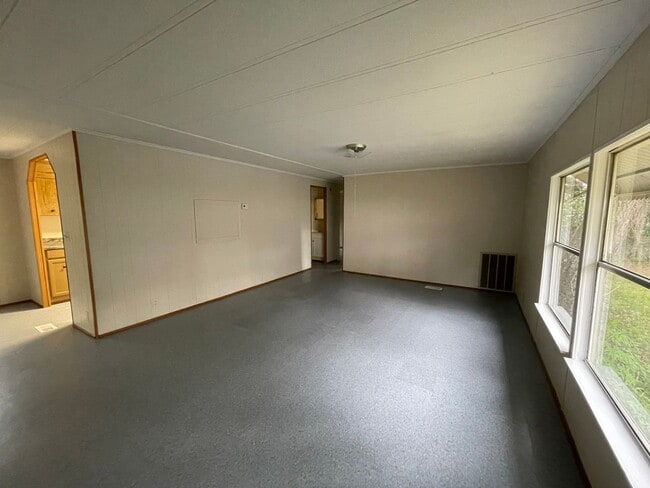 Photo - 3/2 in Zephyrhills