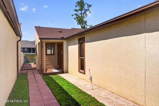 Photo - 1964 Oak Twist Ct
