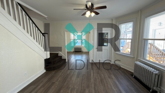 Photo - 917 Pembroke Ave