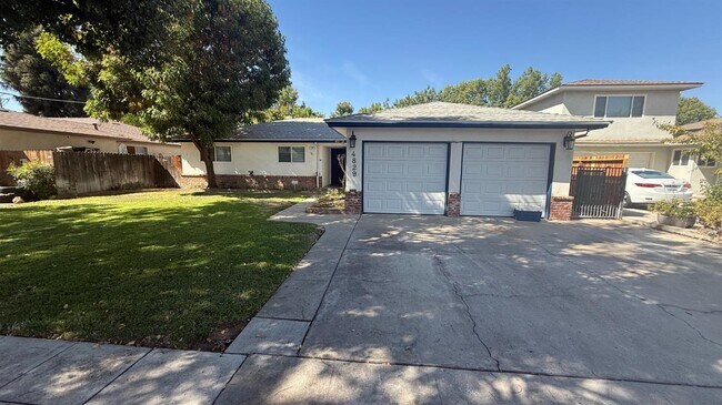 4829 E Santa Ana Ave
