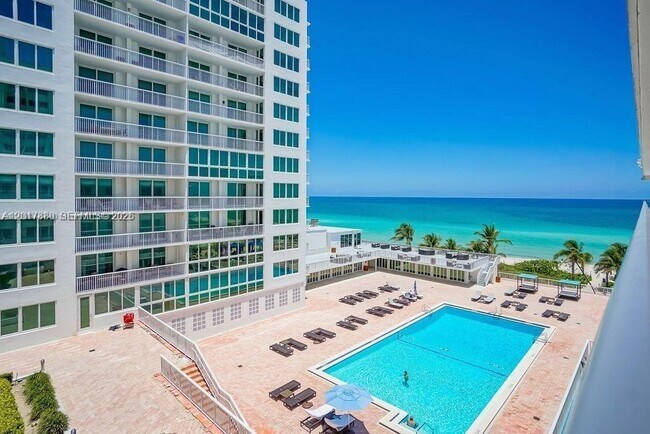 Photo - 5401 Collins Ave Unit 128