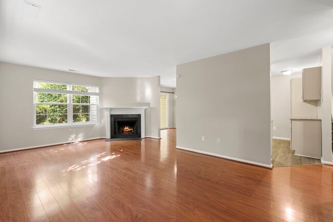 Photo - 114 Briarcliff Ct