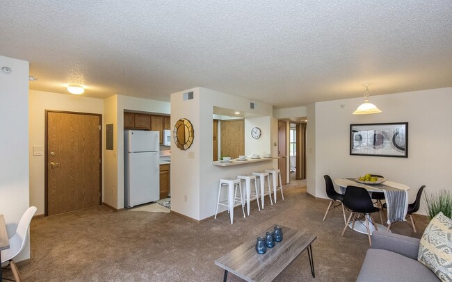 Photo - Large Two Bedroom Walking Distance to UIHC... Apartment Unit 1059-10