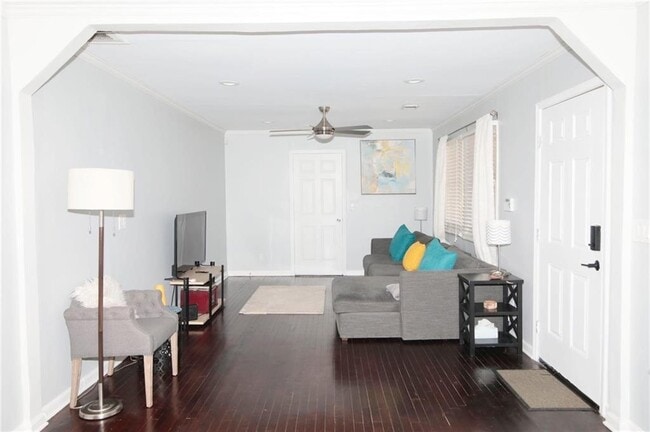 Photo - 531 Allendale Dr