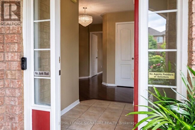 Photo - 27 Roadmaster Ln