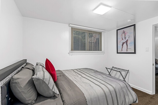 Photo - 710 1st St Unit 1