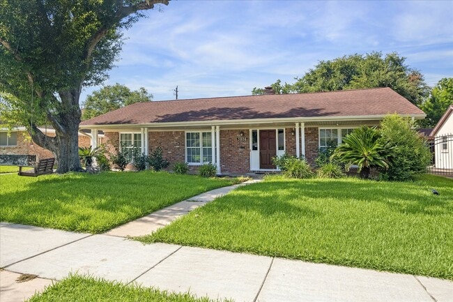 Photo - 3806 Murworth Dr