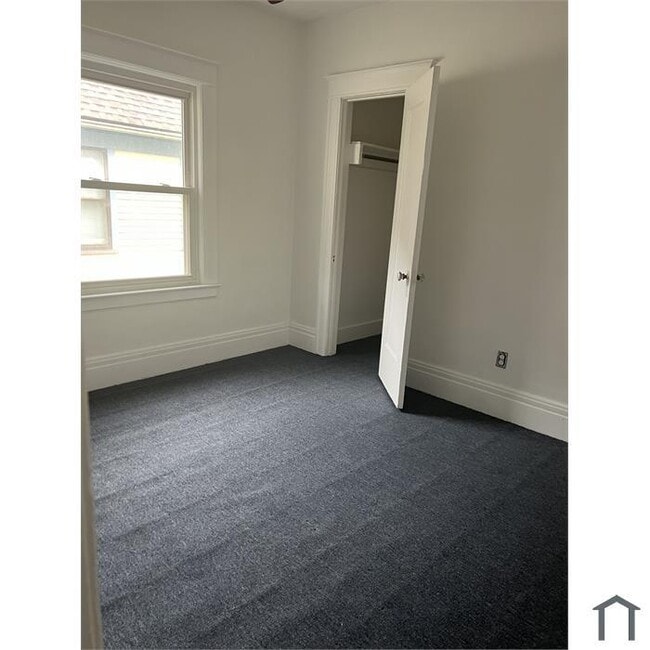 Photo - 62-64 Quincy Street - 64