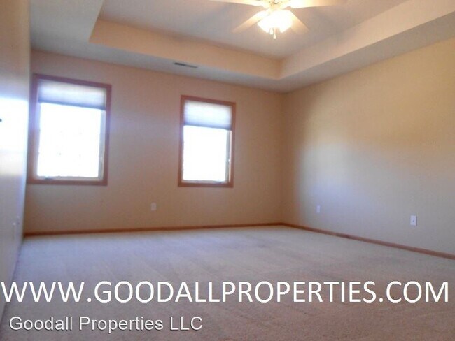 Photo - 2 br, 2.5 bath House - 2101 Meadow Court #803