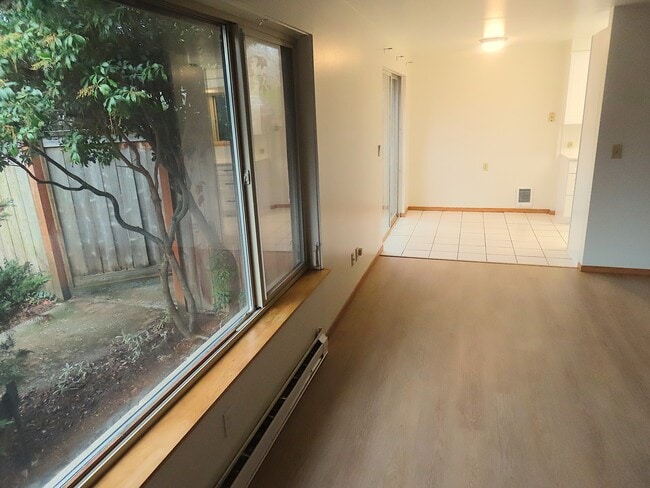 Photo - 5220 Sand Point Way NE Unit #1