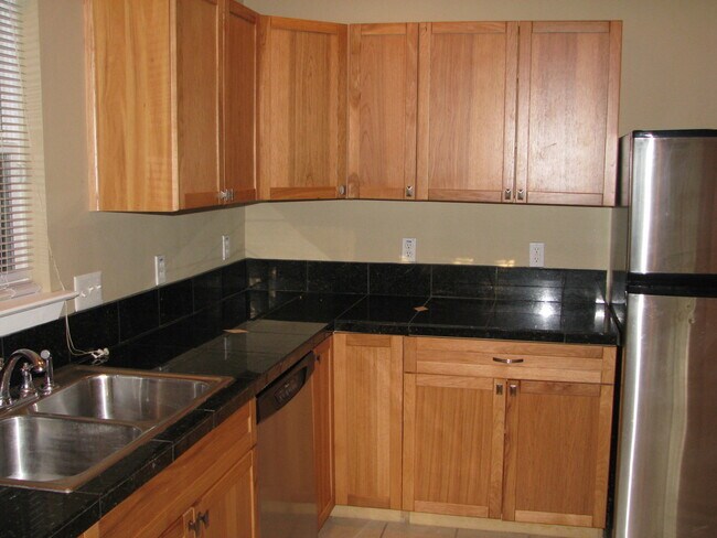Photo - 4802 Clarkson Ave