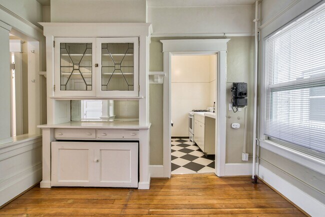 Teasdale Apartments!