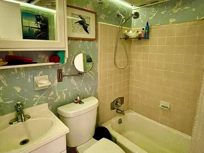 Photo - 6399 Azure Ln Unidad a5