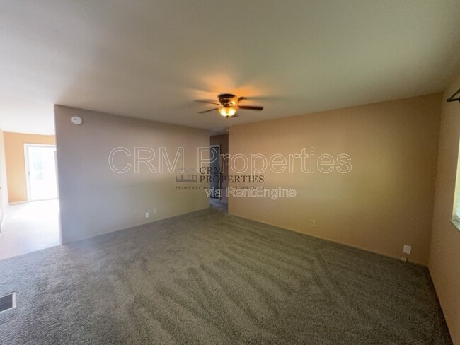 Photo - 2400 Balmoral Blvd