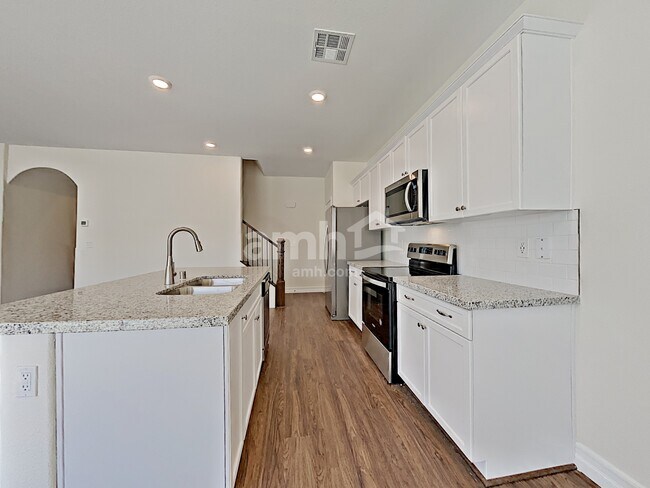 Photo - 9875 S Eastern Ave