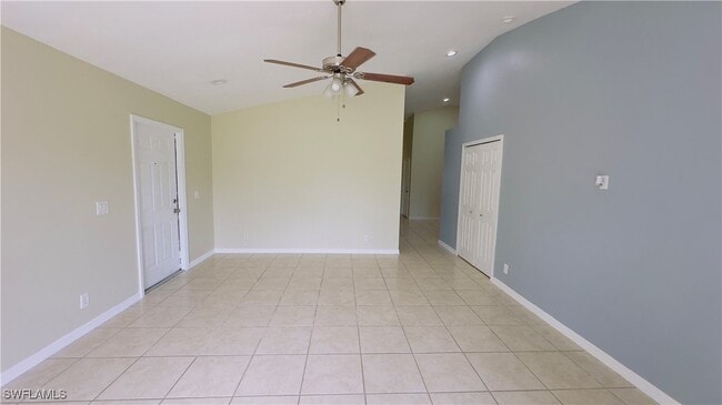 Photo - 739 Eisenhower Blvd