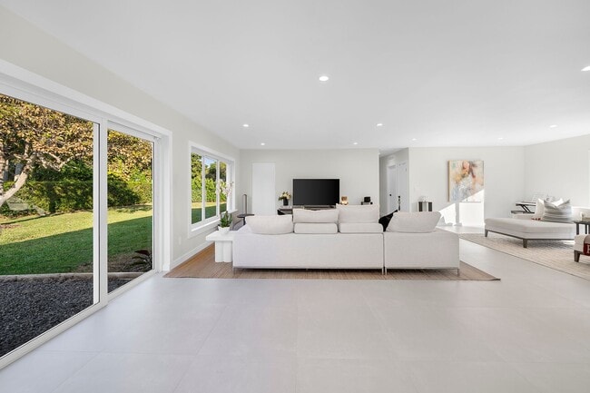 Photo - 5835 SW 100th Terrace