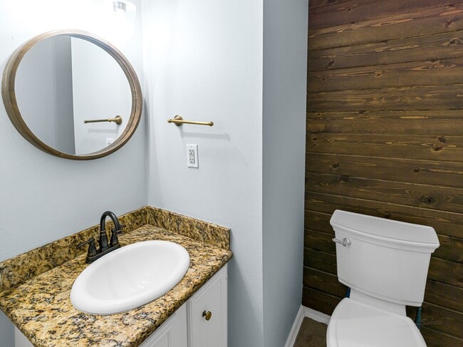 Photo - 2568 Bering Dr