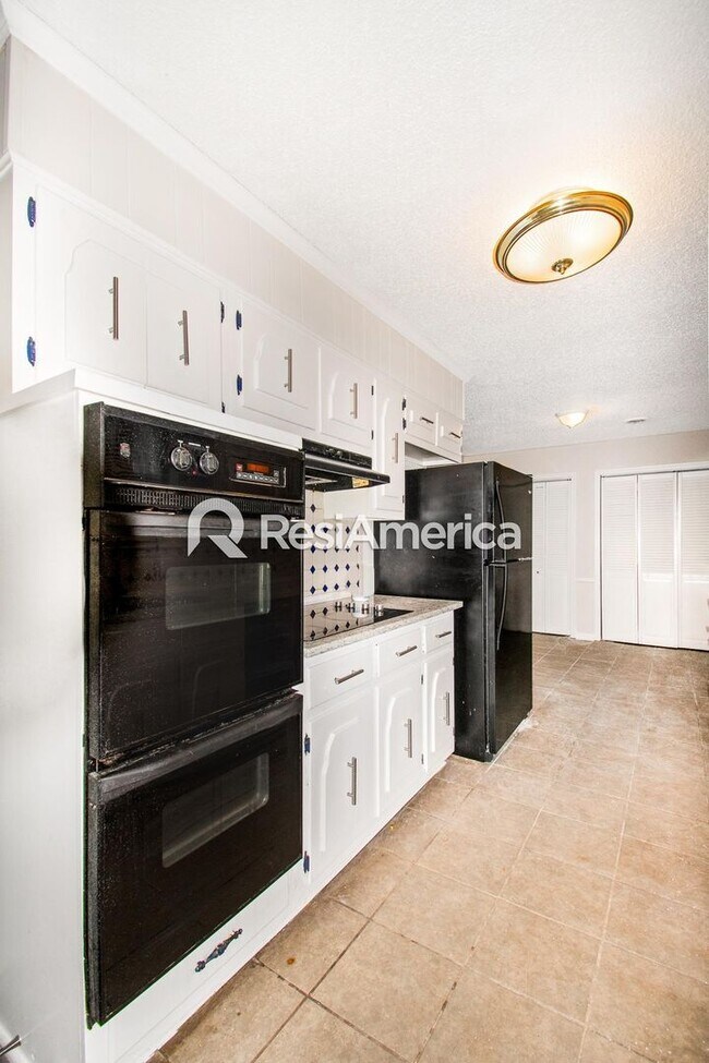 Photo - Newly Renovated 4/2 in Southaven