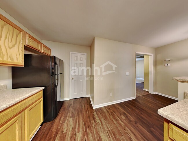 Photo - 1528 Pebble Ridge Dr