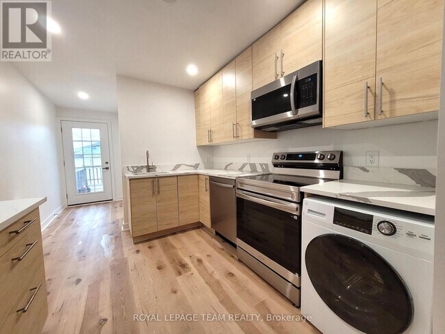 Photo - 145 St Andrew St Unité 2