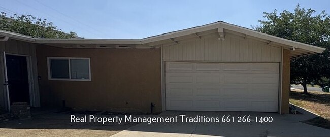 2 plus 1 duplex - ALL UTILITIES INCLUDED!!! - 2 plus 1 duplex - ALL UTILITIES INCLUDED!!! Casa