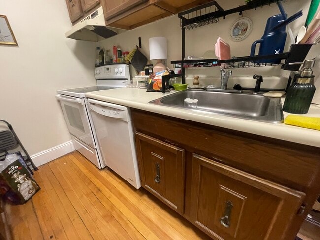 Photo - 52 Strathmore Rd