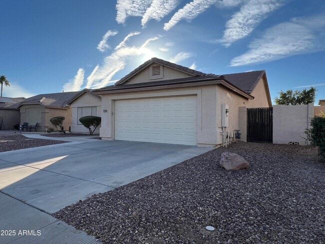Photo - 13709 W Cottonwood St