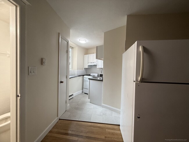 Photo - 22 Armington St Unit 25