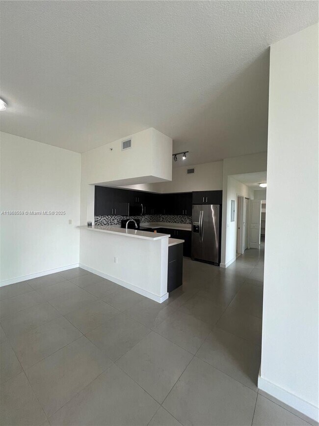 Photo - 729 NW 2nd St Unidad 1225