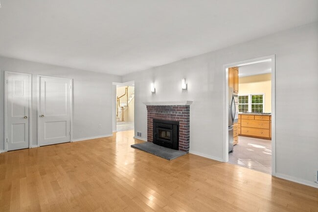 Photo - 3 Bed 3 Bath - Kensington Craftsman - Move...