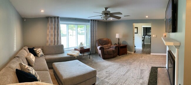 Photo - 165 Thistle Lea