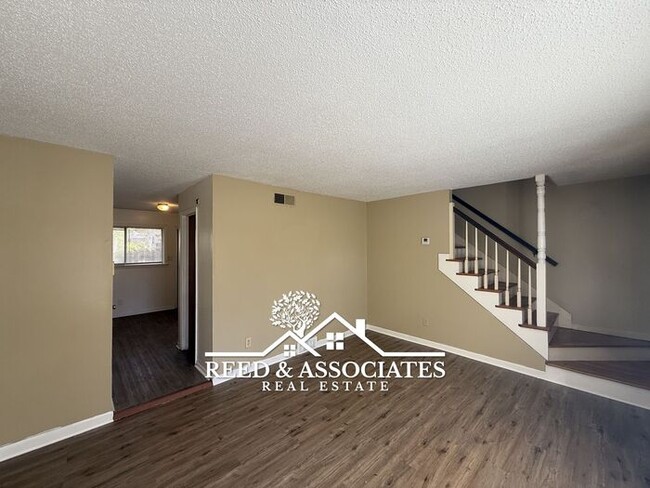 Photo - 2-Story Duplex Located Near UofM! House